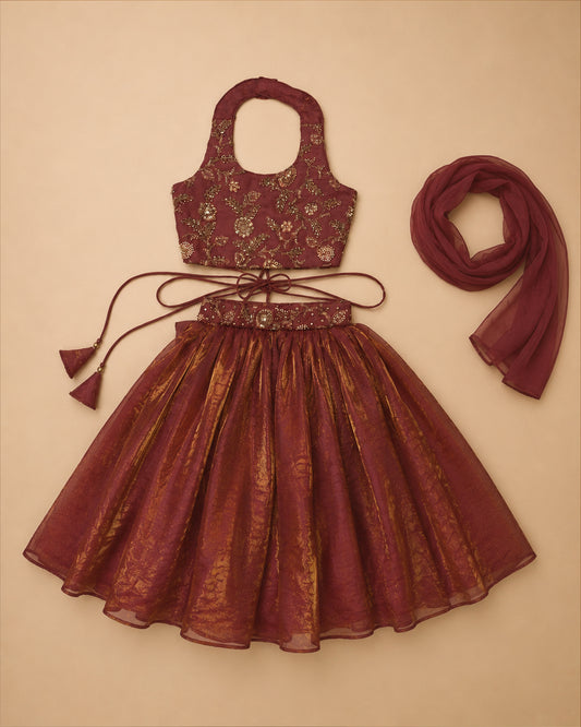 Zarina Lehnga Set